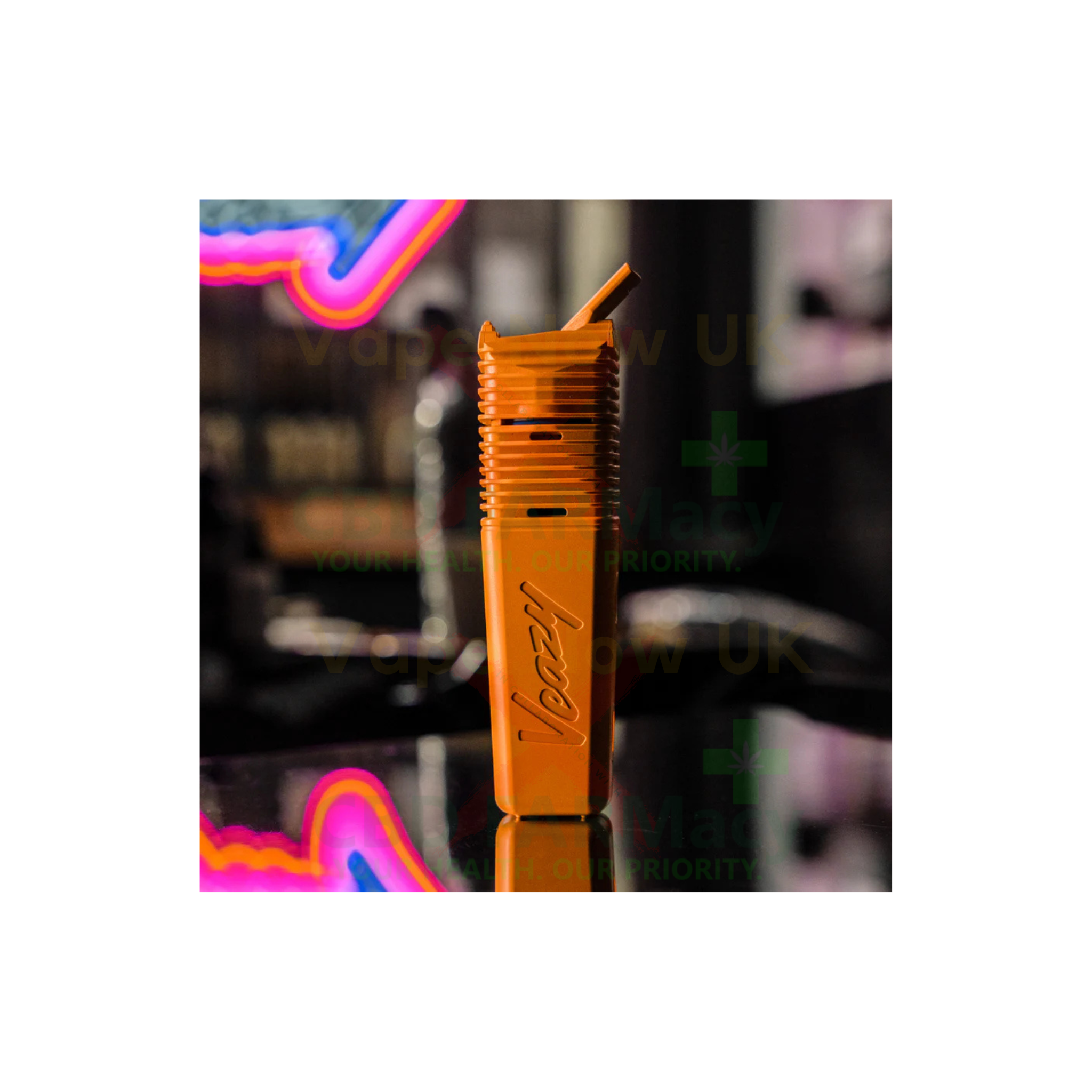 Close-up of Veazy ceramic-coated chamber with medium grind herb loaded